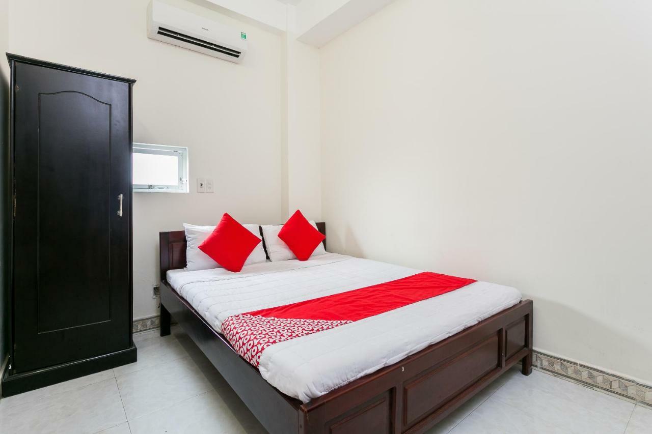 Oyo 117 Gina Hotel Đà Nẵng Exterior foto