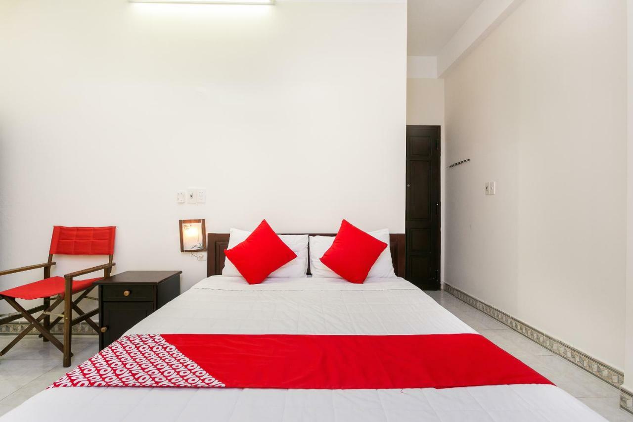 Oyo 117 Gina Hotel Đà Nẵng Exterior foto