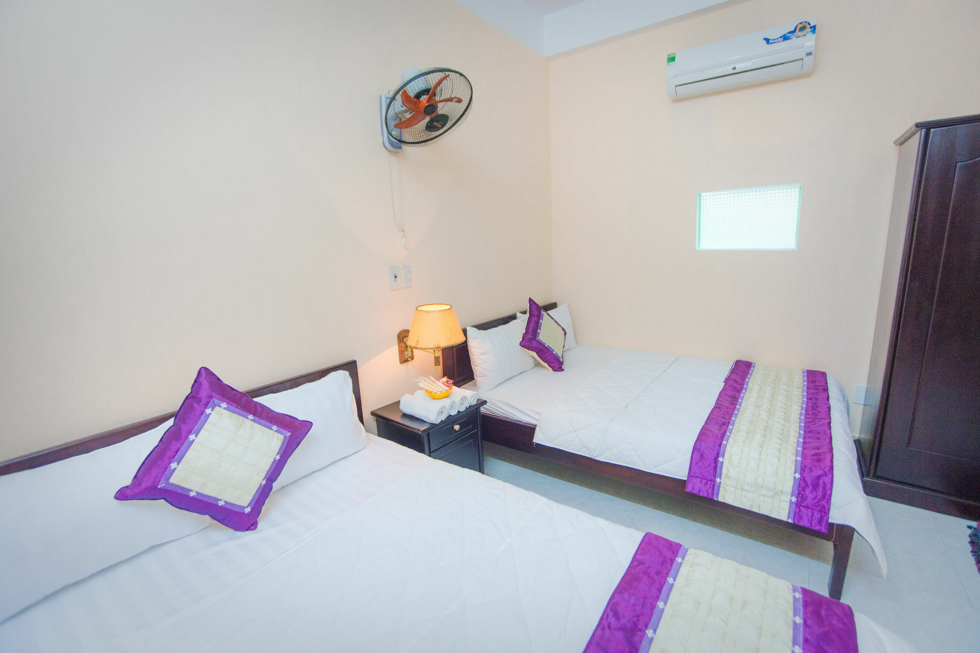Oyo 117 Gina Hotel Đà Nẵng Exterior foto