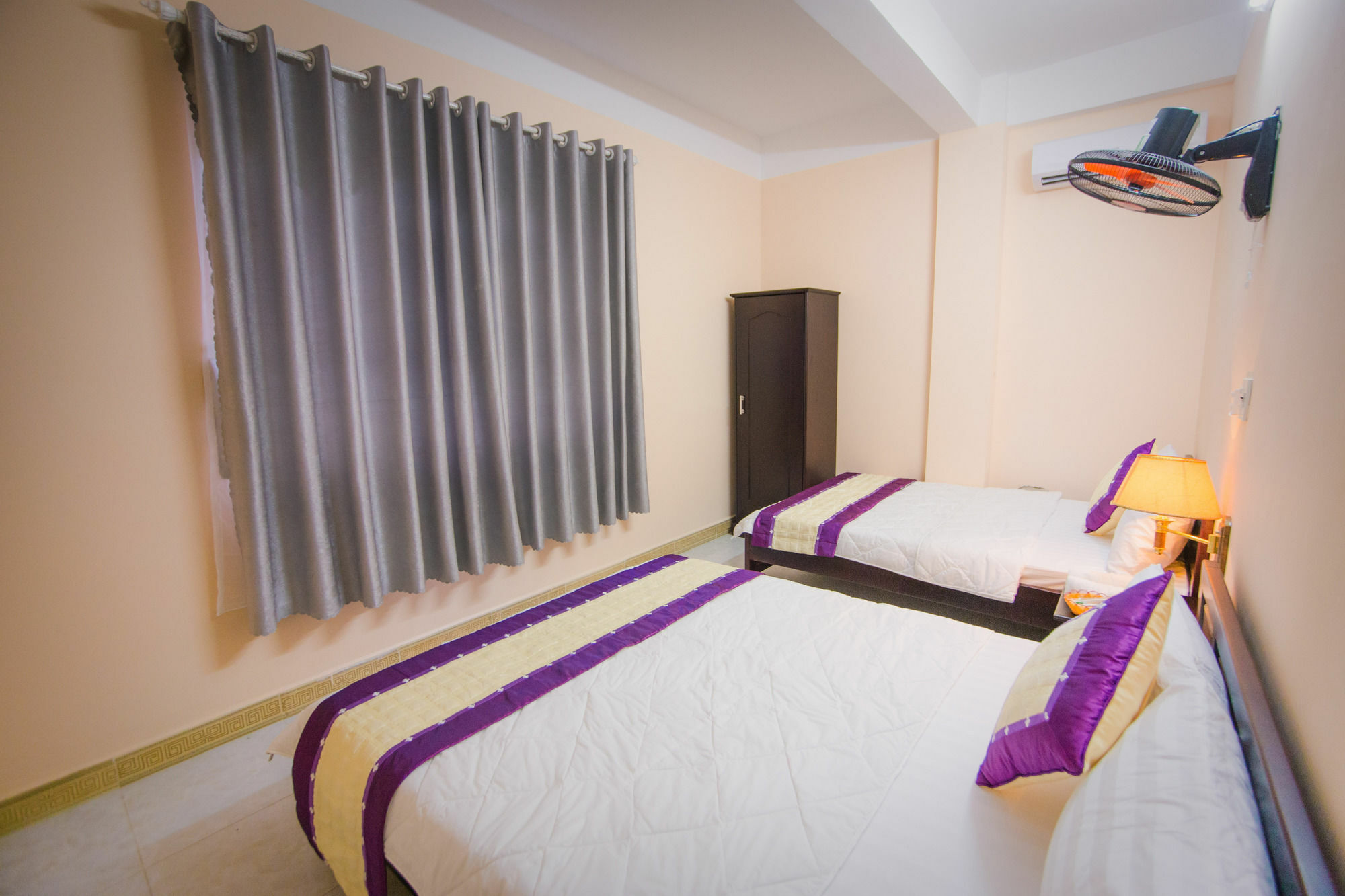 Oyo 117 Gina Hotel Đà Nẵng Exterior foto